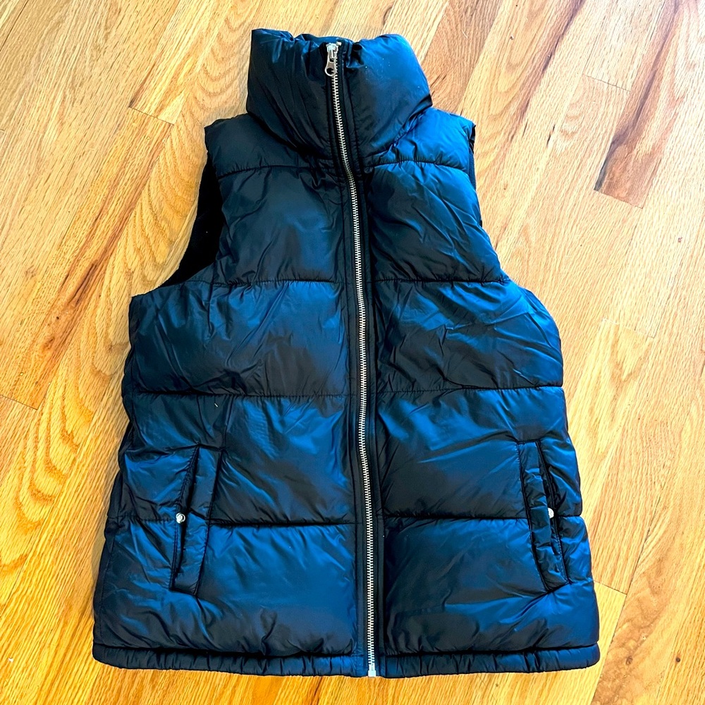 Old Navy Puffer Vest